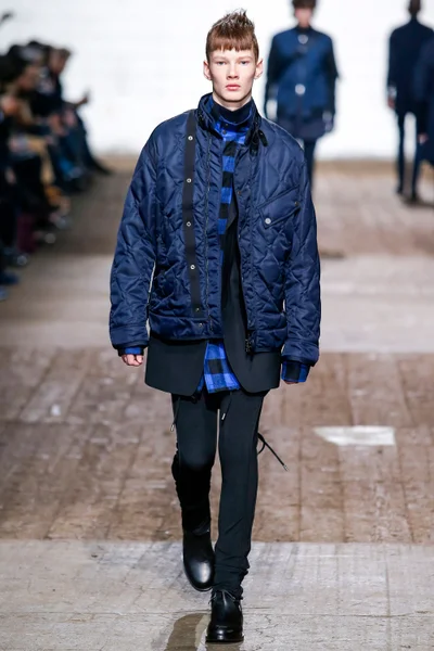 Look 11